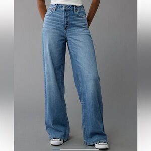 AE Dreamy Drape Stretch Super High-Waisted Baggy Wide-Leg Jean